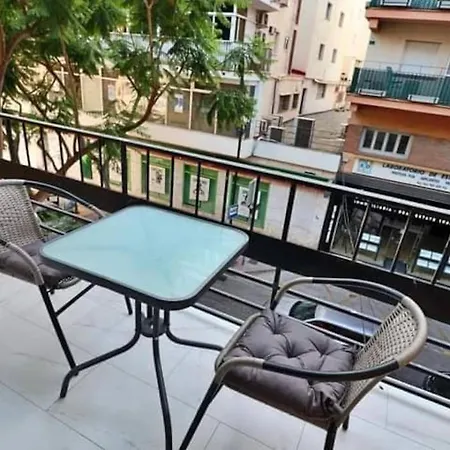Lovely Central 2 Bed Close To The Beach And Stations